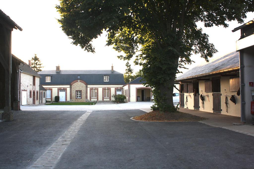 Le Parc De Crecy Panzió Tréon Kültér fotó